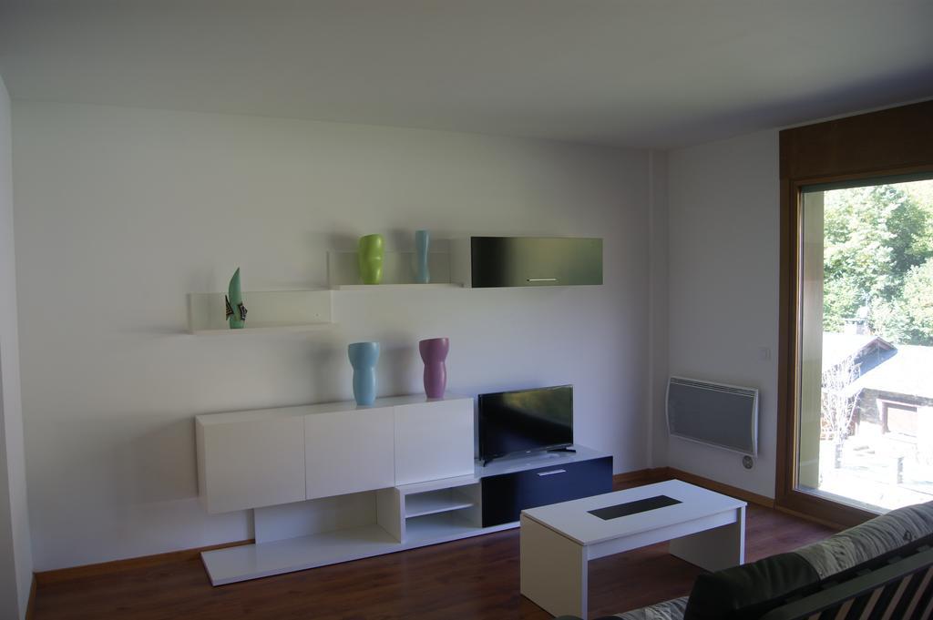 Apartaments Els Esquiadors Llorts Exterior foto